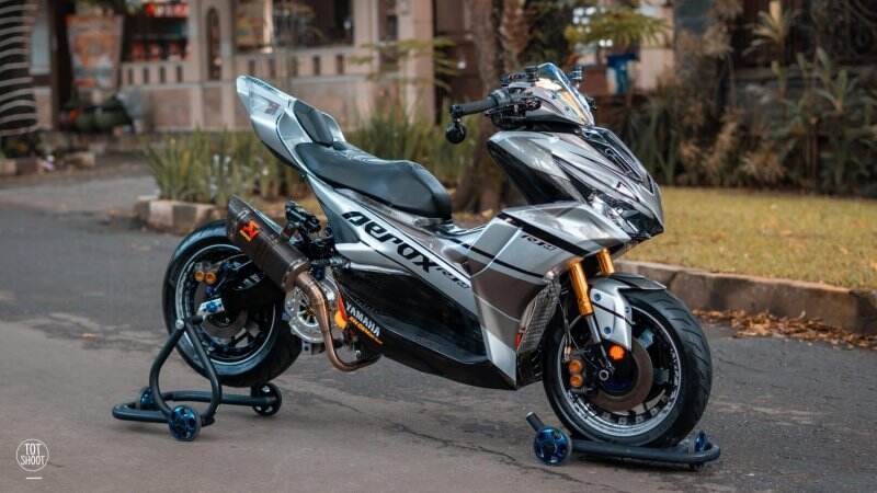 Modifikasi Tema R1M Pemenang Gelar King of Maxi, Ini Motornya!