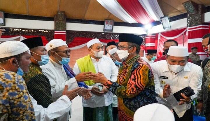 Di Depan Habib Madura, Mahfud: Jangan Larang Orang ke Gereja...