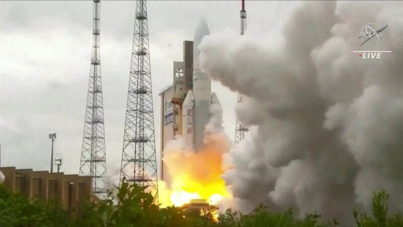 NASA Luncurkan Teleskop Luar Angkasa Revolusioner Untuk Amati Mula Alam Semesta