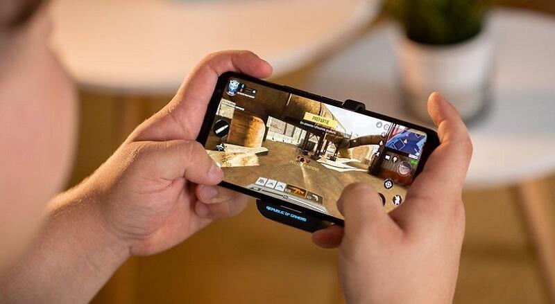 7 Ponsel Paling Asyik Buat Main Game, Anti Lag!
