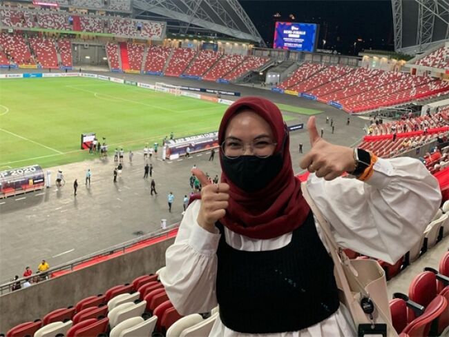 Wanita Bandung Ketiban Untung Saat Nonton Indonesia vs Singapura