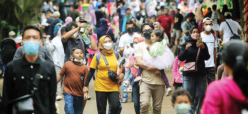 Libur Nataru: Prokes Diperketat, Jumlah Penumpang Turun