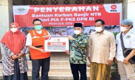 Anggota DPR Potong Gaji untuk Korban Banjir Lombok Barat