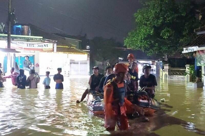 Banjir Parah Jatinangor Diduga Imbas Sistem Saluran Air Tol Cisumdawu