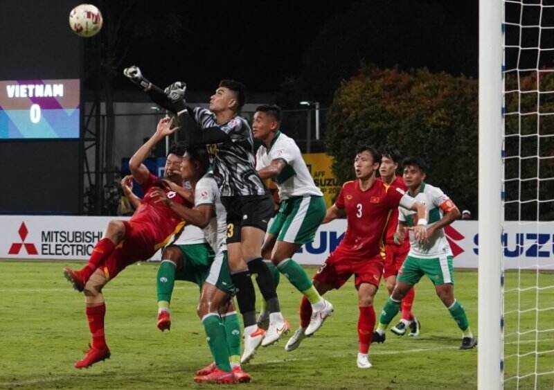 Anggap Pertahanan Thailand Lebih Buruk dari Timnas Indonesia, Pengamat Sepakbola Vietnam Sarankan The Golden Star Main Sabar