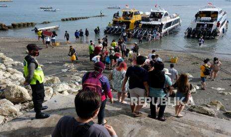 In Picture: Peningkatan Arus Wisata Ke Pulau Nusa Penida