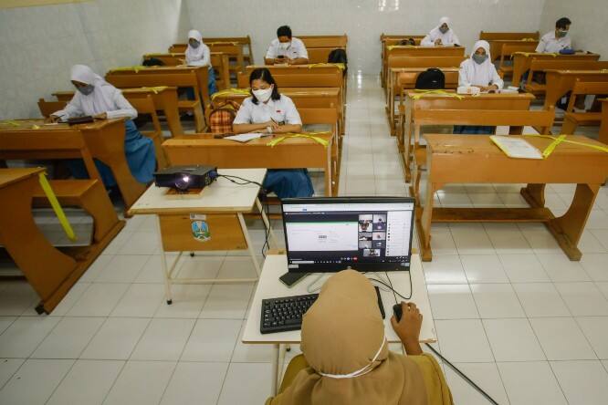 Jika Muncul Klaster Sekolah, PTM Terbatas Dihentikan Sementara 14 Hari