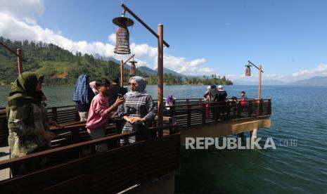 In Picture: Melihat Destinasi Wisata Dermaga Pante Menye Laut Tawar