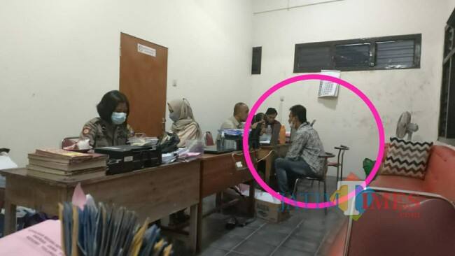 Tetangga Ungkap Tabiat Pria yang Cabuli Balita di Tulungagung, Suka Ngopi dan `Nglusur` Bojone Konco