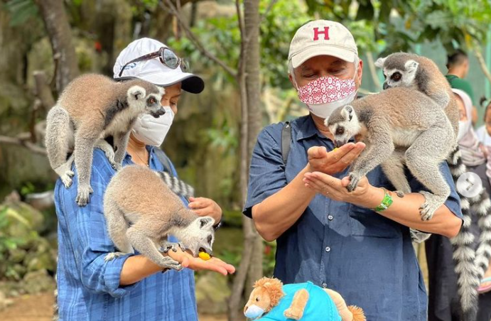 Keceriaan Sri Mulyani Liburan di Bali Zoo Gianyar, Yuk Bangkitkan Kembali Turisme dan Ekonomi Bali