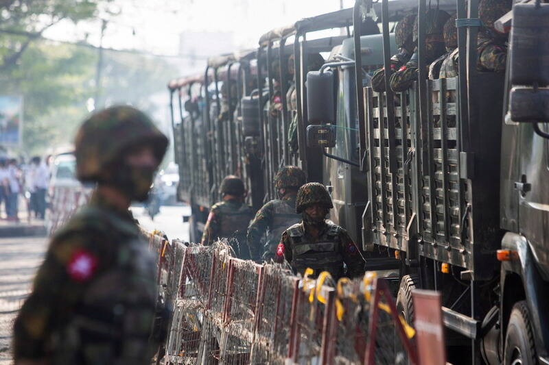 Militer Myanmar Lancarkan Serangan Berdarah, 2 Relawan Hilang