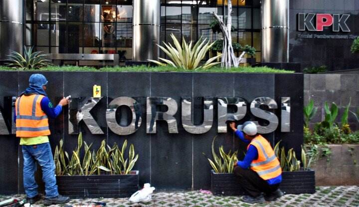 Survei Terbaru : 41,5 Persen Publik Menilai Pemberantasan Korupsi Buruk