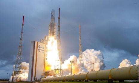 NASA Luncurkan Teleskop James Webb untuk Lihat Awal Alam Semesta