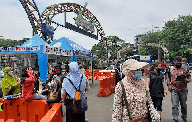 Didominasi Roda Dua, 17.737 Orang Datangi Ragunan Saat Libur Natal