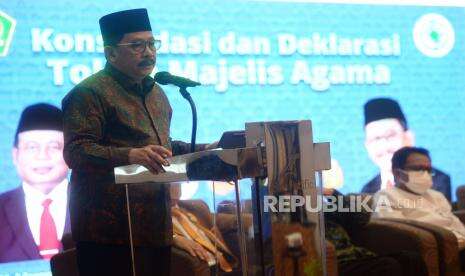 Natal Berlangsung Khidmat, Wamenag: Mari Terus Rajut Persaudaraan