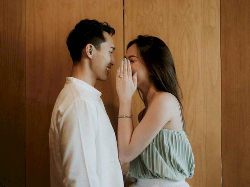 Pamer Cincin di Akun Instagram, Jonatan Christie dan Shanju eks JKT48 Resmi Bertunangan