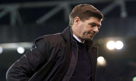 Positif Covid-19, Steven Gerrard tak Akan Dampingi Aston Villa dalam Dua Pertandingan