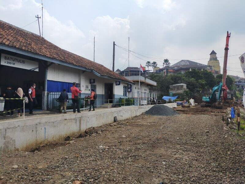 Rel Ganda Bogor-Sukabumi Ditargetkan Uji Coba Maret 2022