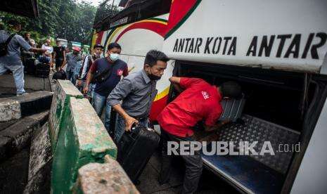 Libur Natal, Penumpang Angkutan Jalan Naik 13,75 Persen