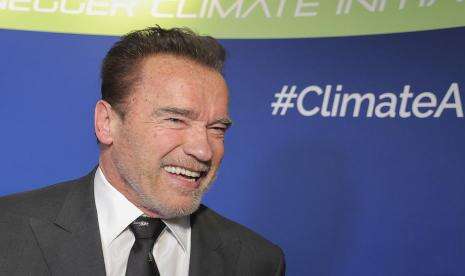 Arnold Schwarzenegger Sumbang 25 Rumah bagi Veteran Tunawisma
