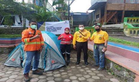 UT Group Ikut Kegiatan Kemanusiaan Erupsi Gunung Semeru