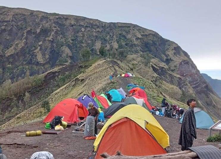 Anak Gunung Harap Bersabar, Jalur Pendakian Rinjani Ditutup 1 Januari hingga 21 Maret 2022