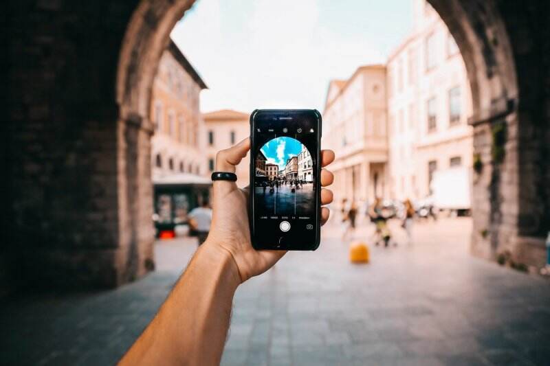 Tren Ponsel 2022, Adopsi 5G dengan Fitur Penunjang Metaverse
