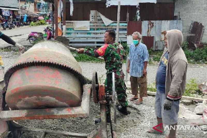 Tidak Hanya Jago Memburu KKB, Anggota TNI Juga Mahir Lakukan Ini di Mimika