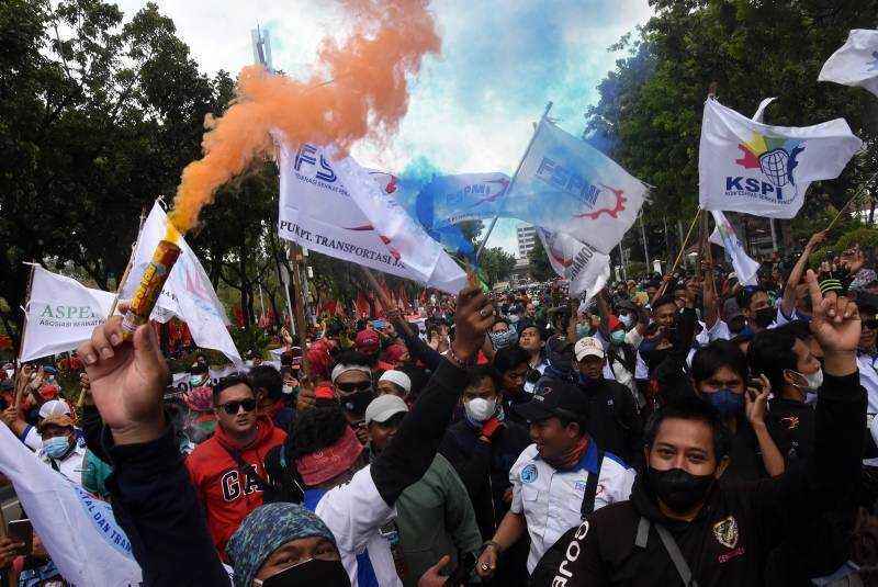 DPRD DKI Dalami Dasar Kenaikan UMP