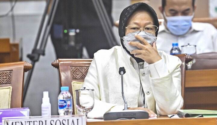 Bu Risma Catat! Ombudsman Bilang Penyaluran Bansos Penuh Masalah