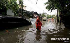 Percepat Penanganan Banjir di Jakarta, Pemprov DKI Datangkan 26 Unit Pompa Mobile
