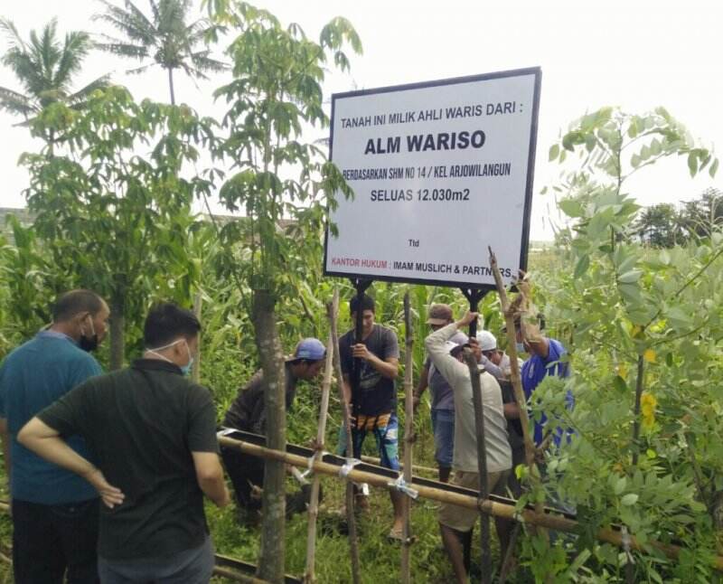 Diduga Serobot Tanah Milik Orang, Oknum Kades Dilaporkan ke Polresta Makota