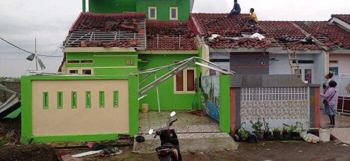 Puting Beliung Terjang Gebang Cirebon, 46 Rumah Rusak