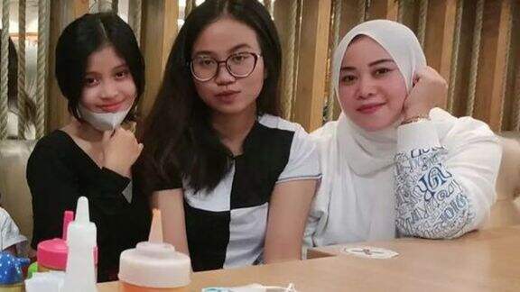 Curiga Ibu Tiri Vanessa Angel Manfaatkan Mayang Buat Jadi Batu Loncatan Chika, Netizen: Vanes Gak Suka Mak Tirinya!
