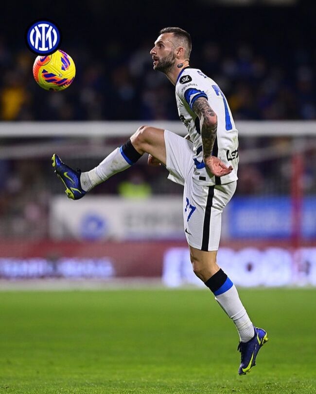 Tolak Tawaran Kontrak Terbaru, Inter Milan Ultimatum Brozovic