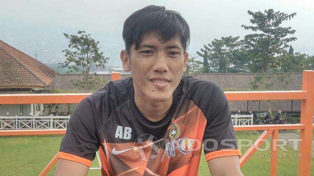 Resmi! Persija Datangkan Ahmad Bustomi untuk Putaran Kedua Liga 1