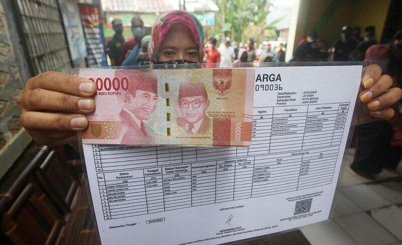Sambut 2022, Bansos Bertebaran dari Awal Januari! BLT Rp300.000 hingga Rp3 Juta