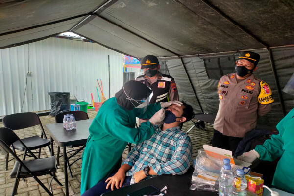Antigen Random, Pelaku Perjalanan Kedapatan Positif
