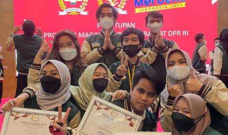 Universitas BSI Hadiri Ceremonial Penutupan Magang di Rumah Rakyat DPR RI