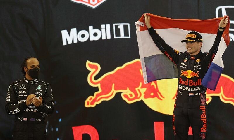 Penuh Kontroversi, F1 2021 Disebut Mirip Acara Gulat