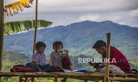 Purwakarta Prioritaskan Dana Bagi Hasil Pajak untuk Internet Desa