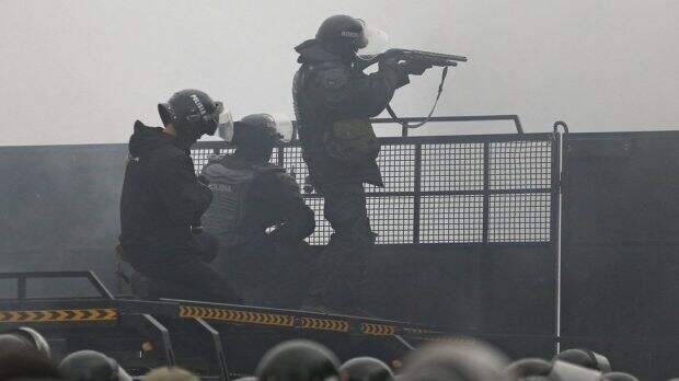 Demonstran Serbu Bandara Kazakhstan, Para Pegawai Lari Tunggang Langgang