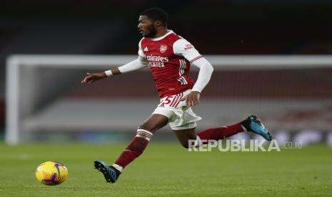 Roma Pinjam Ainsley Maitland-Niles dari Arsenal