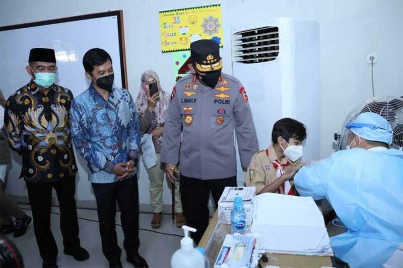 Polri Luncurkan Gerai Vaksinasi Bagi Anak Usia 6-11 Tahun