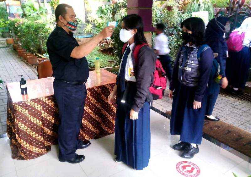 Sekolah Ditutup 15 Hari Jika Covid-19 Terus Naik