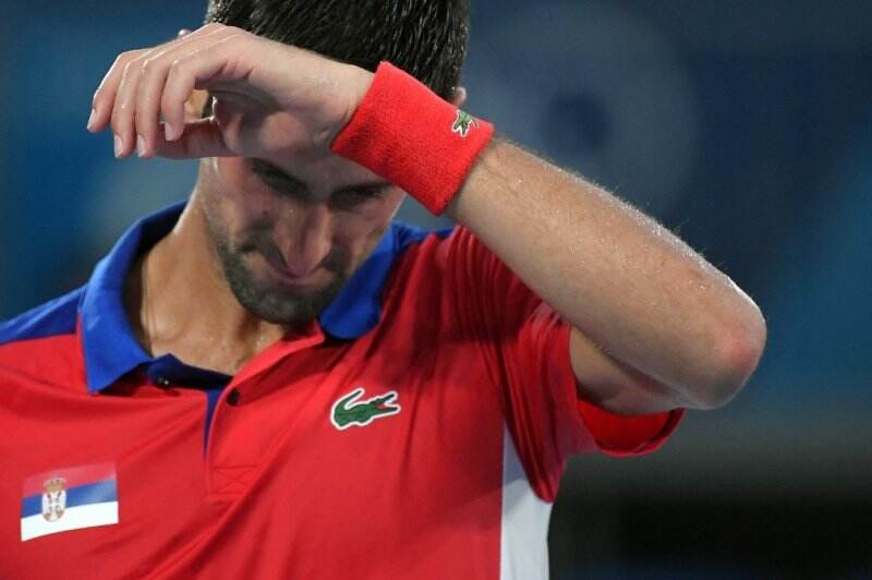 Djokovic Ditahan di Bandara Melbourne, Serbia-Australia Tegang