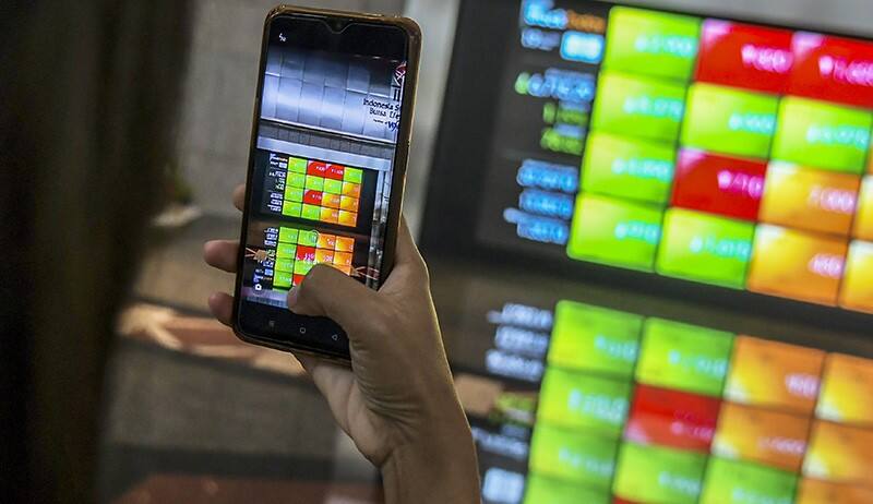 IHSG Hari Ini Dibuka di Zona Hijau: Saham ADMR Kembali Pimpin Top Gainers