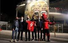 RCD Mallorca Meresmikan Mural Raksasa Sang Legenda Samuel Eto`o di Visit Mallorca Estadi