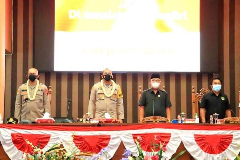Silaturahmi, DPRD Tanbu Sambut Kedatangan Kapolres Tanbu