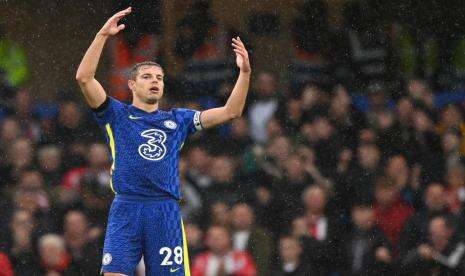 Atletico Madrid Buru Cesar Azpilicueta dari Chelsea